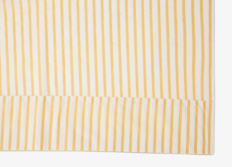 Close-up of envello Crisp Chambray yellow duvet set